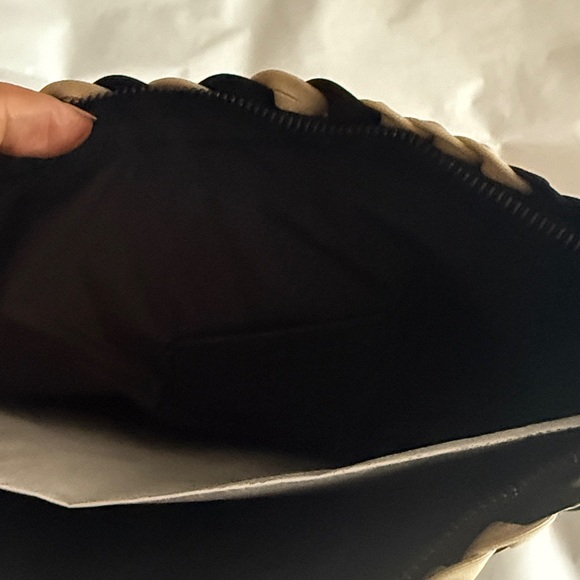 NEW Naghedi top zip Woven neoprene Black and Tan Pouch / Clutch. 10” x 7” - Picture 5 of 9